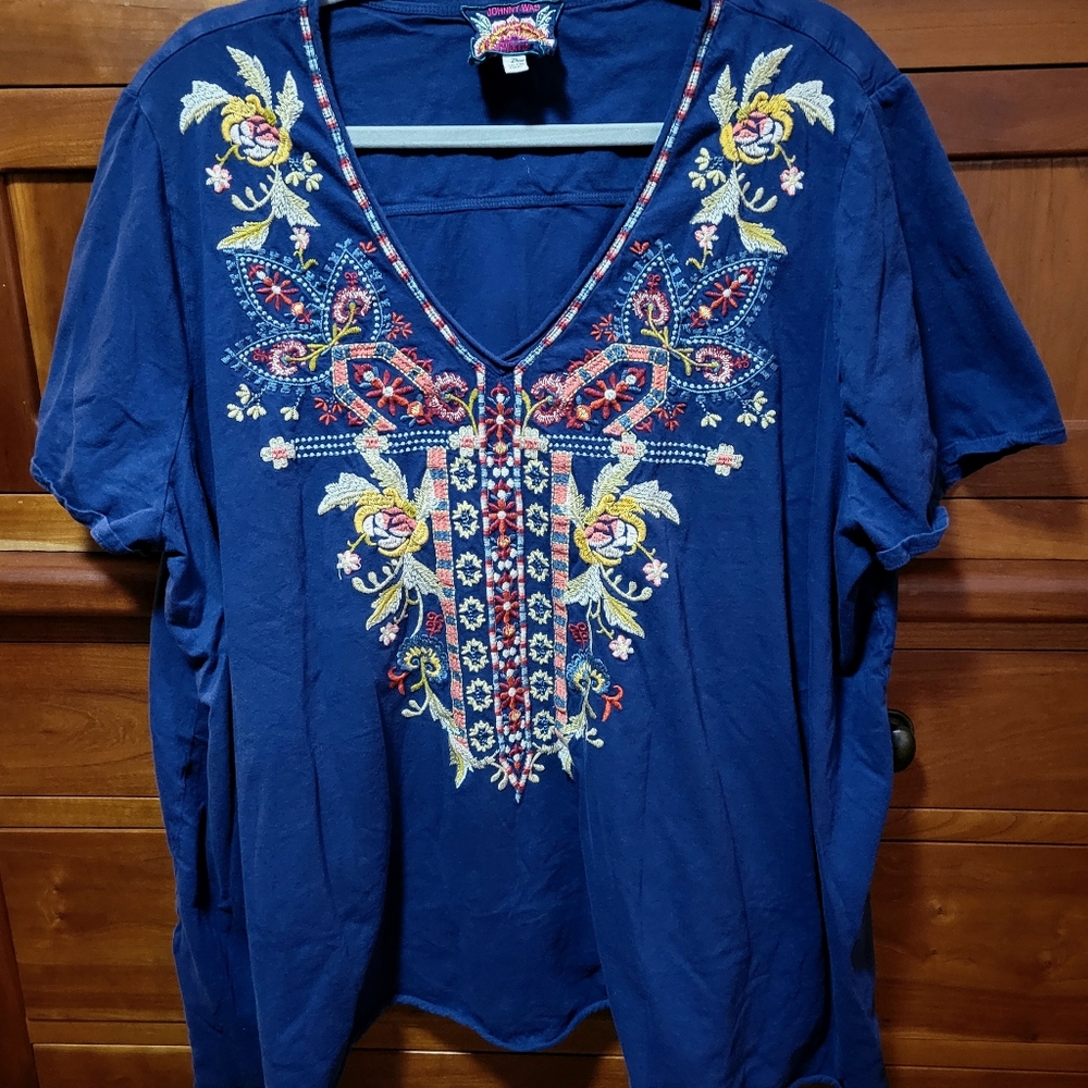 JOHNNY WAS embroidered top size 2x